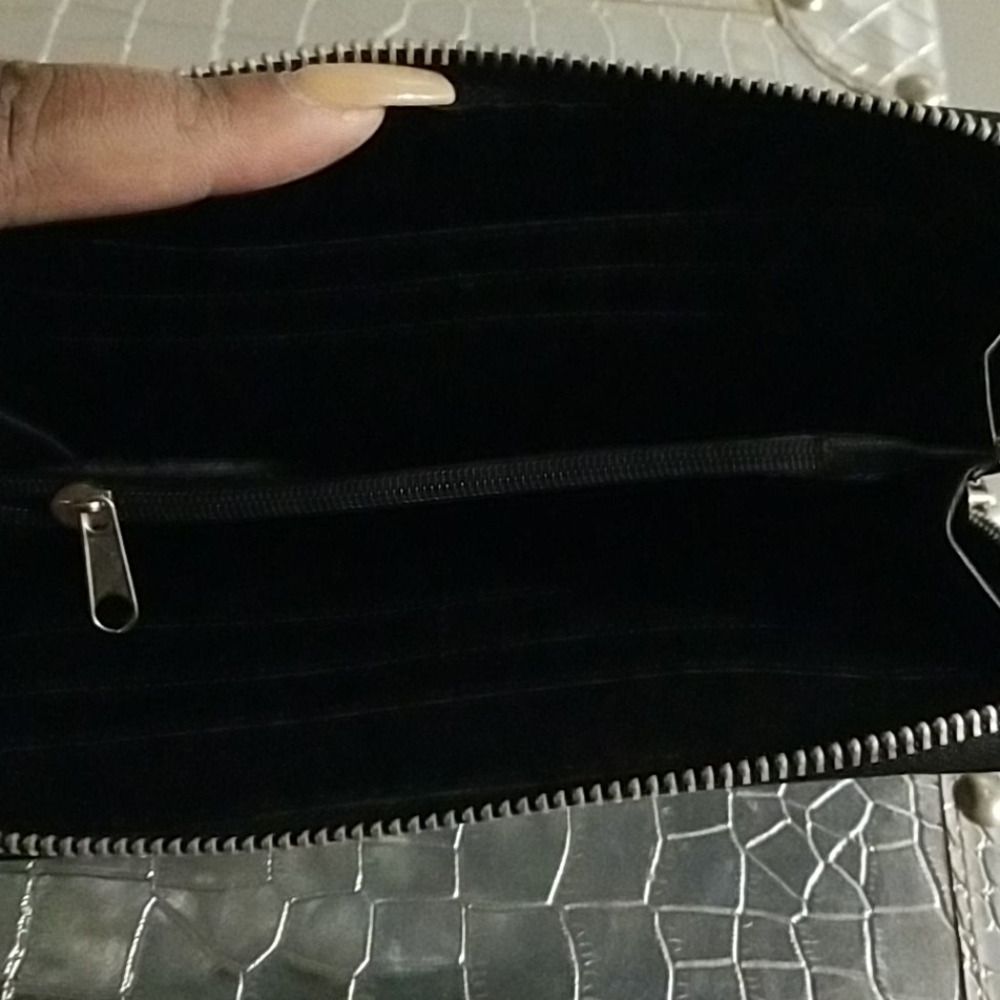 Wallet - Picture 3 of 3